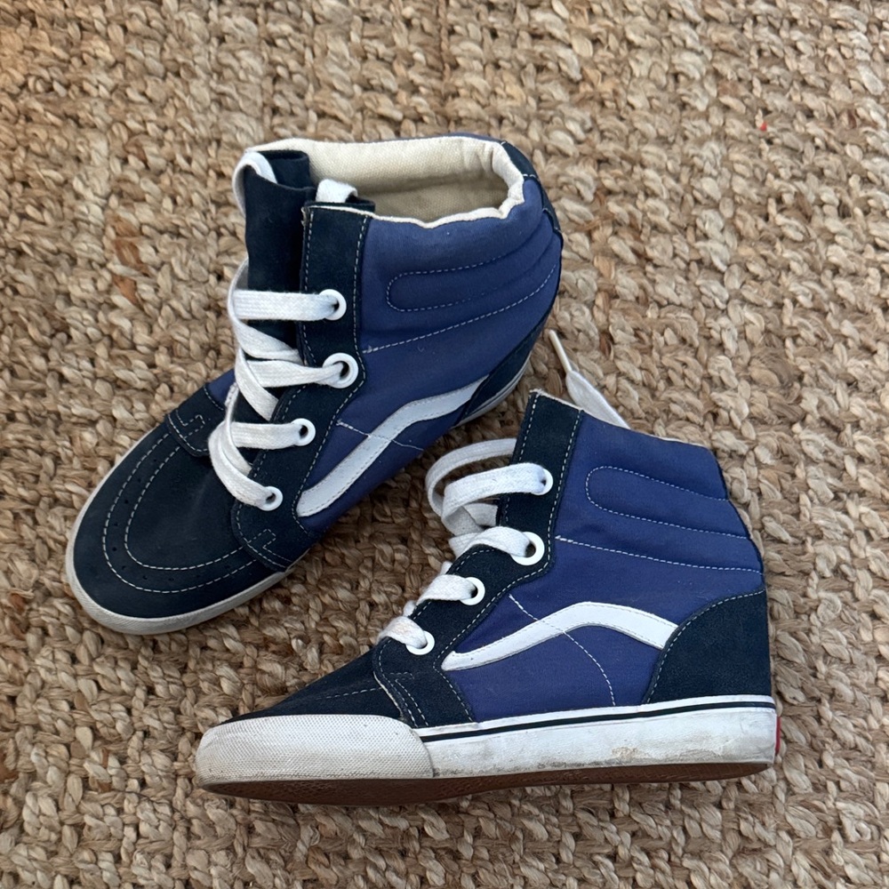 Vans High-Top wedge Sneakers - Blue and White sneakers size women’s 8.5
